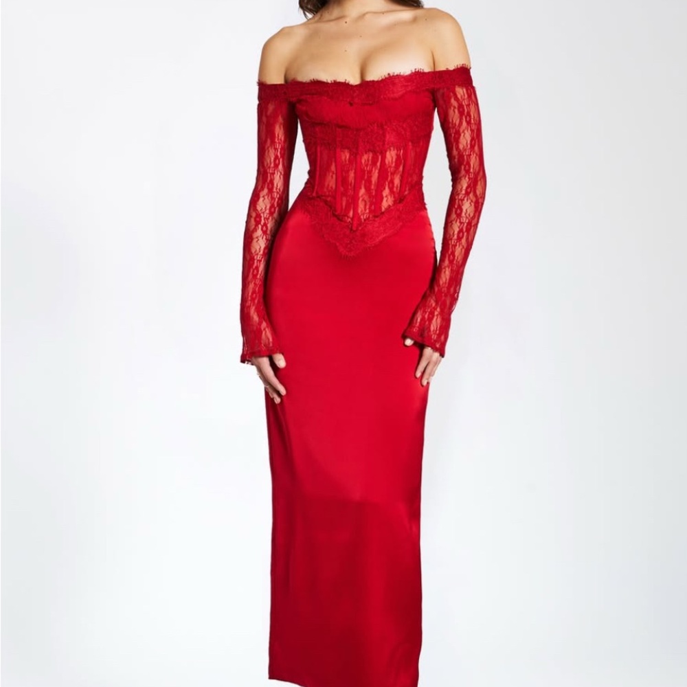 Beautiful Red Evening Gown